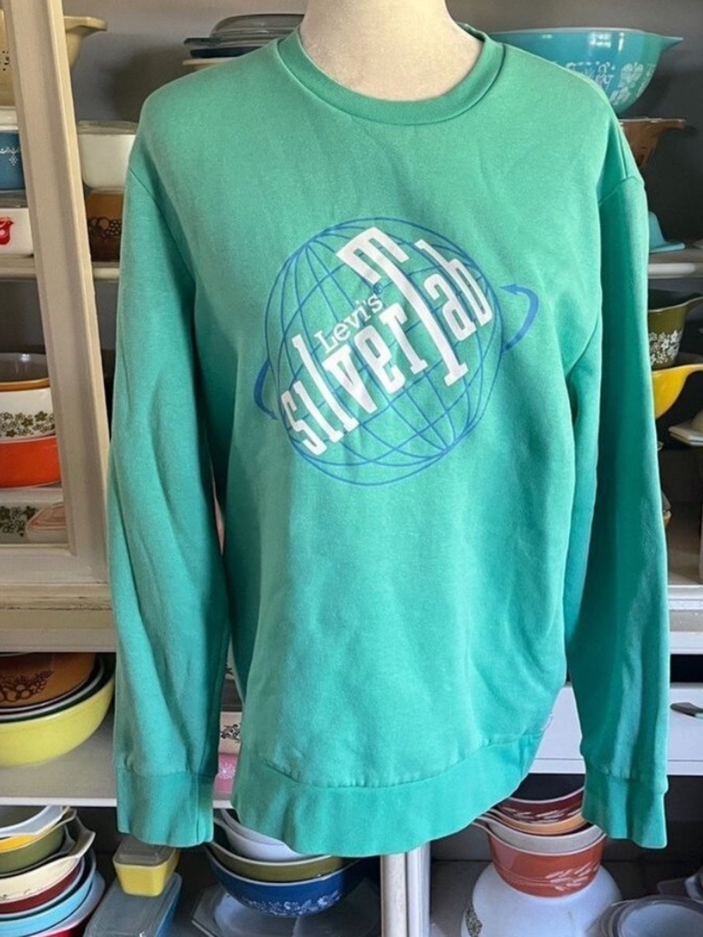 Levi’s SilverTab Crewneck Globe Graphic Sweatshirt - Size Medium